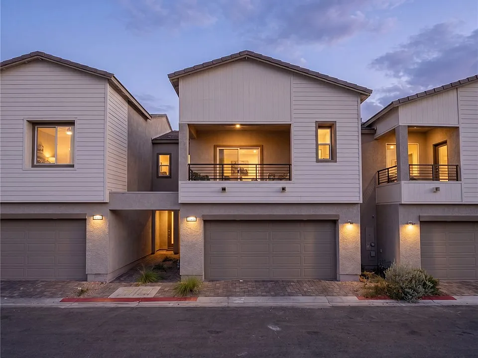 1543 Eliana Crossing Pl