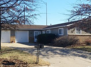 1448 N Shelly Dr, Mulvane, KS 67110