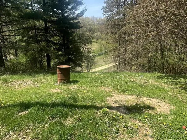 w18310 Moen Coulee ROAD, Ettrick, WI 54627