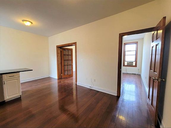 2nd image of 274 W 19th St #6X