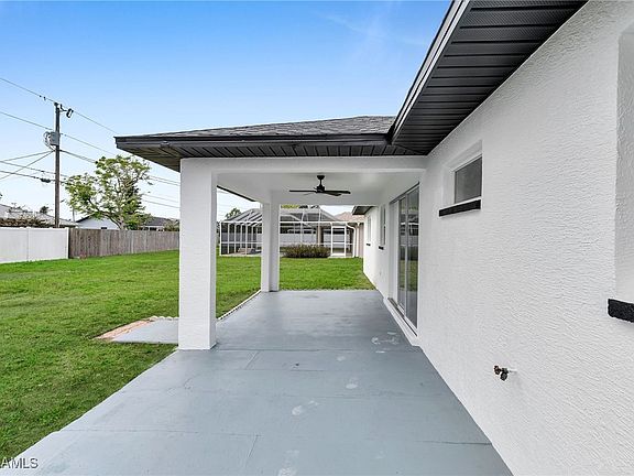 5th image of 1324 SE 22nd Ter