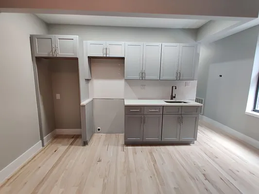 Rented by Spot It Realty LLC | media 9