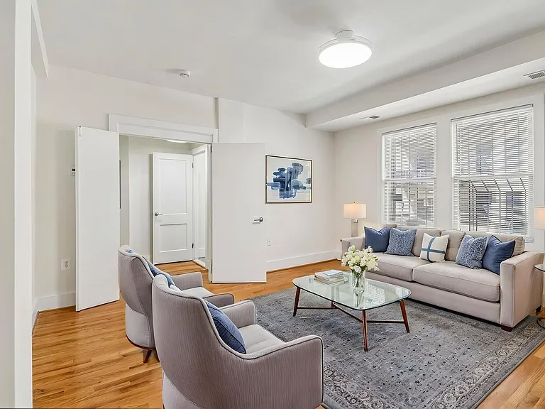 NEW QUIN APARTMENTS — Photo 29