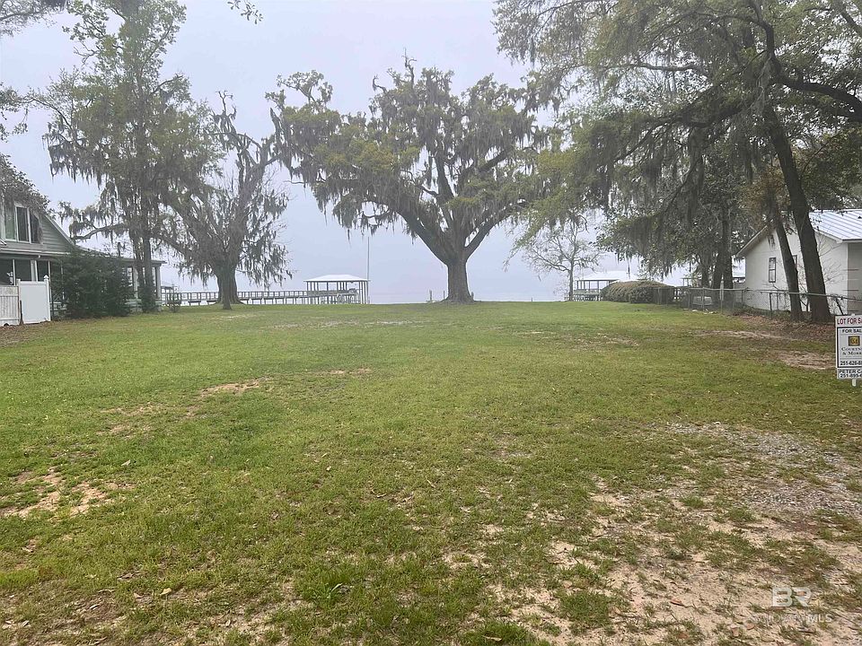 2nd image of 16561 Scenic Highway 98