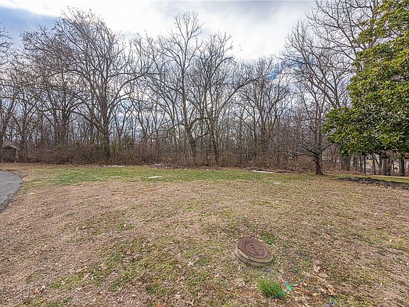 3rd image of 5058 Tall Pine Cir #35