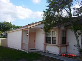 521 Portland Cir, Apopka, FL 32703