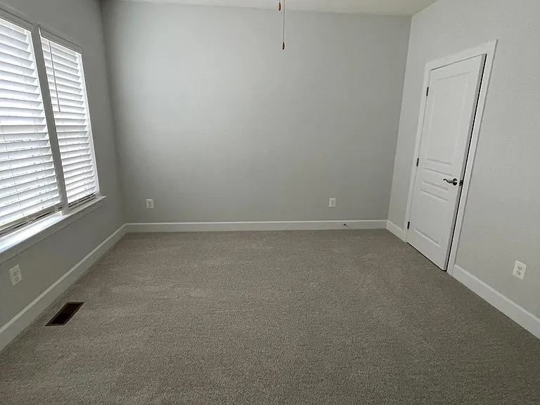 43691 Yulan St — Photo 22