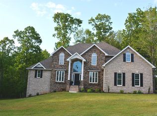 1592 Gilfield Dr, Forest, VA 24551