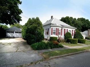 14 Youlden Ave, Cranston, RI 02910