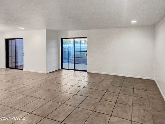 3rd image of 8491 E Tiffany Dr