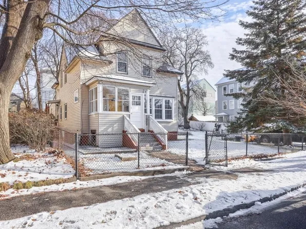 229 Fairmont Ave, Worcester, MA 01604