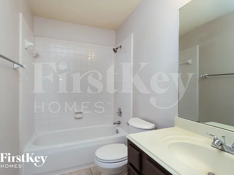 9131 Landry Blvd — Photo 15