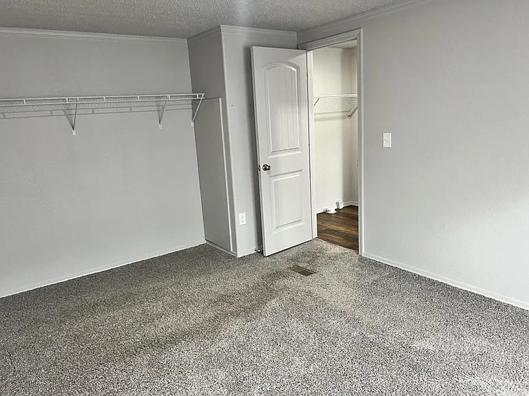 1219 W Choctaw St #25 — Photo 21