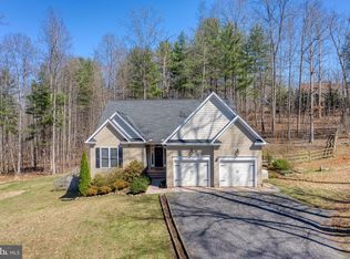 10137 Lake Crest Pl, Culpeper, VA 22701