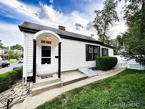 1st image of 3715 Woodland Ave