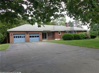 135 Elm St, North Berwick, ME 03906