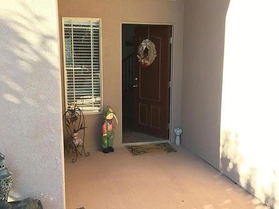 003_EXTRA WIDE, EXTRA DEEP GARAGE +