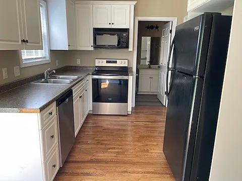 1026 Nottingham Dr — Photo 7