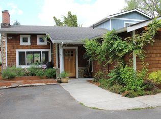 2720 NE 98th St, Seattle, WA 98115