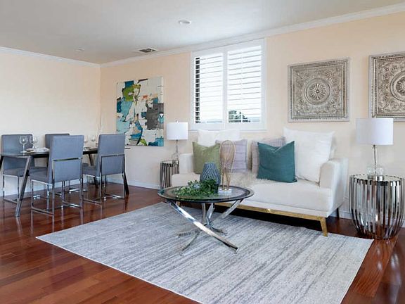 5th image of 780 Sea Spray Ln APT 305