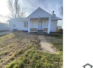 906 Cedar Ave, Yukon, OK 73099