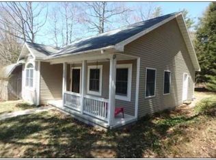8834 W Thomas St, Shelby, MI 49455