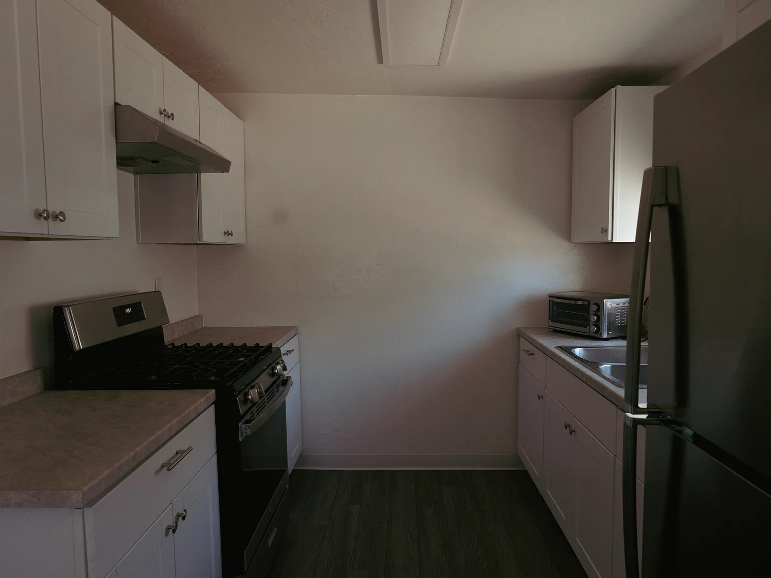 2 bed, 1300 sqft, $1,600 — Photo 4