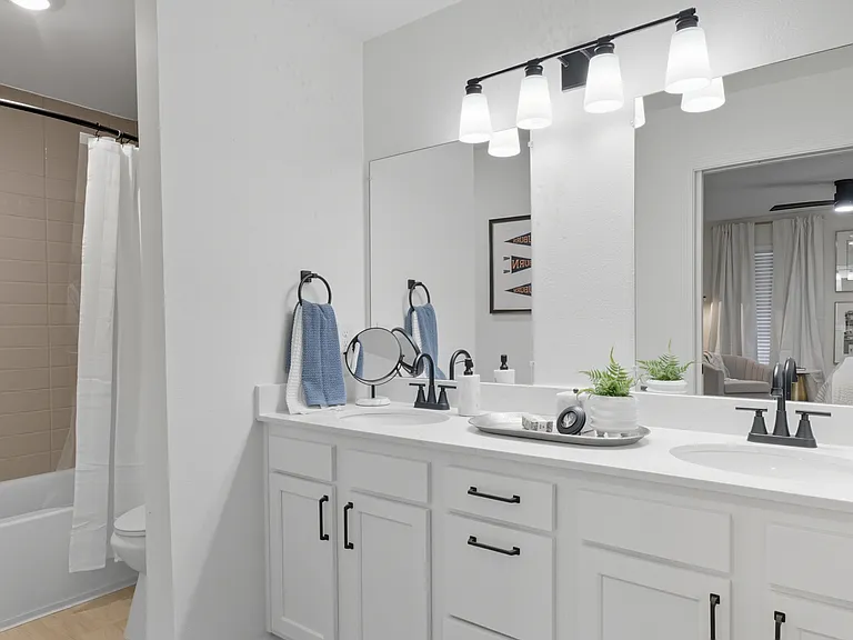 626 Shug Jordan Pkwy #222 — Photo 3