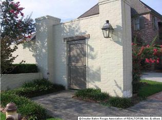 4 Ruelle De Grace Dr, Baton Rouge, LA 70810