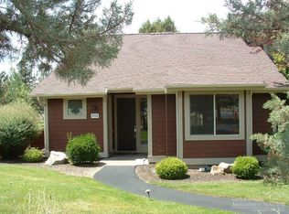 1234 Highland View Loop, Redmond, OR 97756