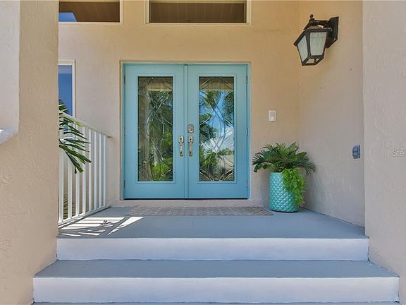 5th image of 5325 Siesta Ct