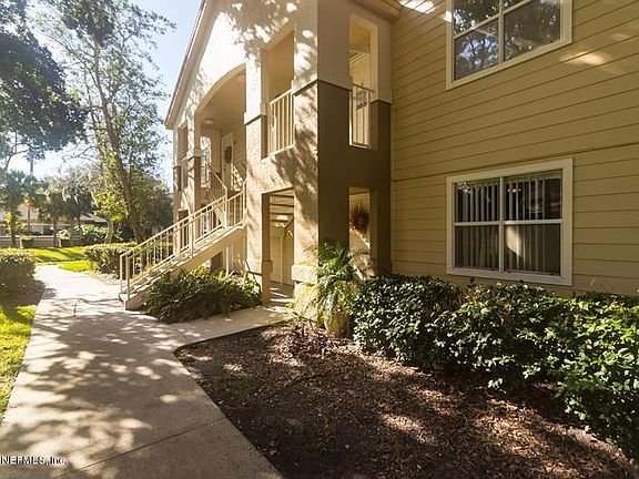 4th image of 19 Arbor Club Dr Unit 101