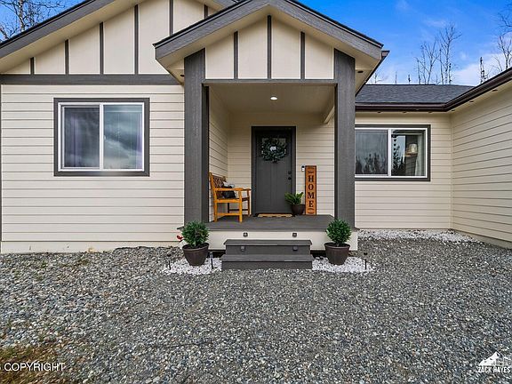 3rd image of 8321 W Aurora Heights Loop