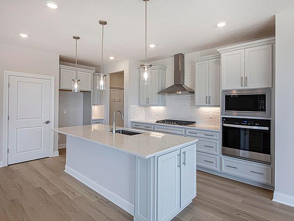 6th image of this home