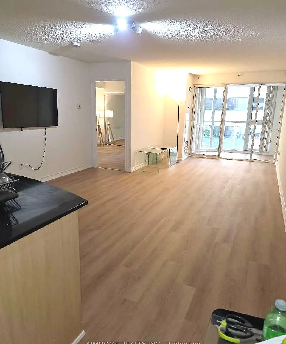 The Royalton Condo By Diamante (2000) — Photo 3