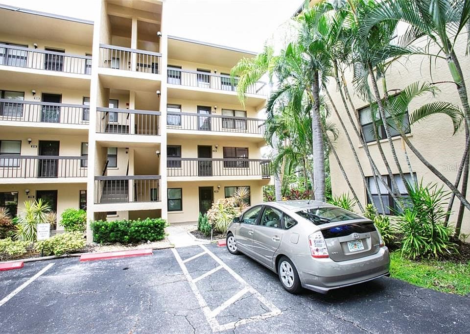 1st image of 505 30th Ave W APT E214