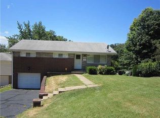 1228 Luscombe Ln, Dravosburg, PA 15034