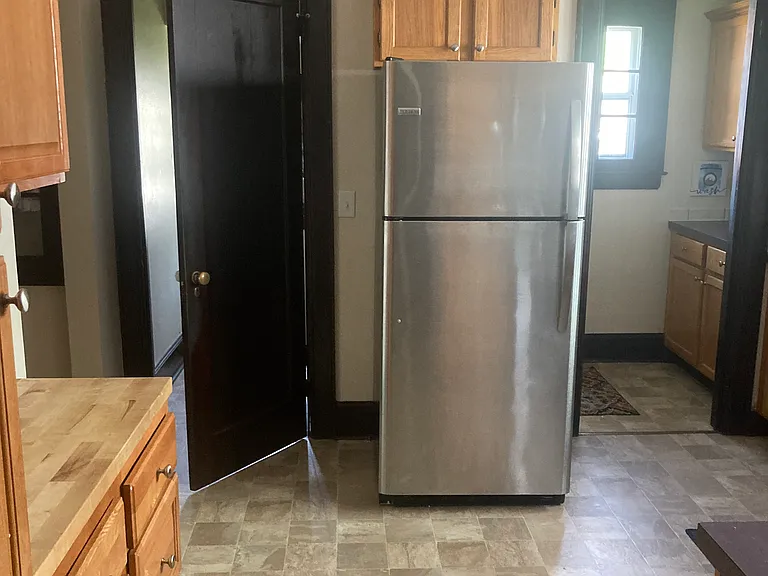 326 Allen St #1 — Photo 3