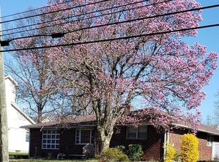 108 Chain O Hills Rd, Iselin, NJ 08830