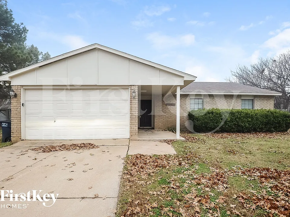7851 Hollyberry Ct