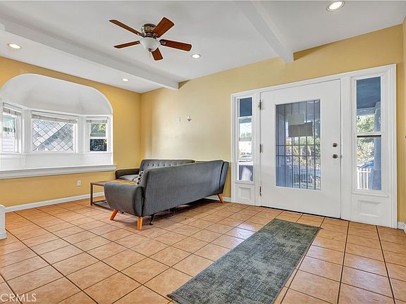 4th image of 2641 S Catalina St