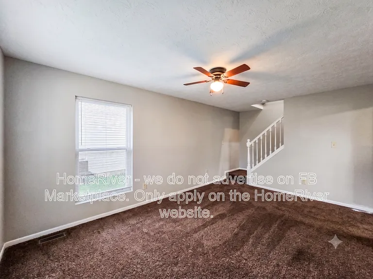2606 E 56th St — Photo 5