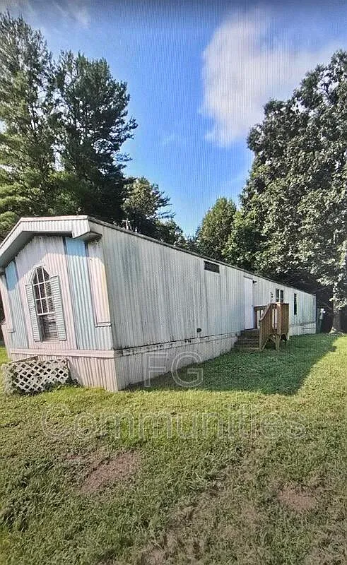 2 bed, 2.0 bath, $995 — Photo 1