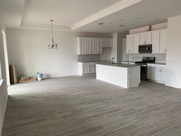 5th image of 9826 Marbella Dr
