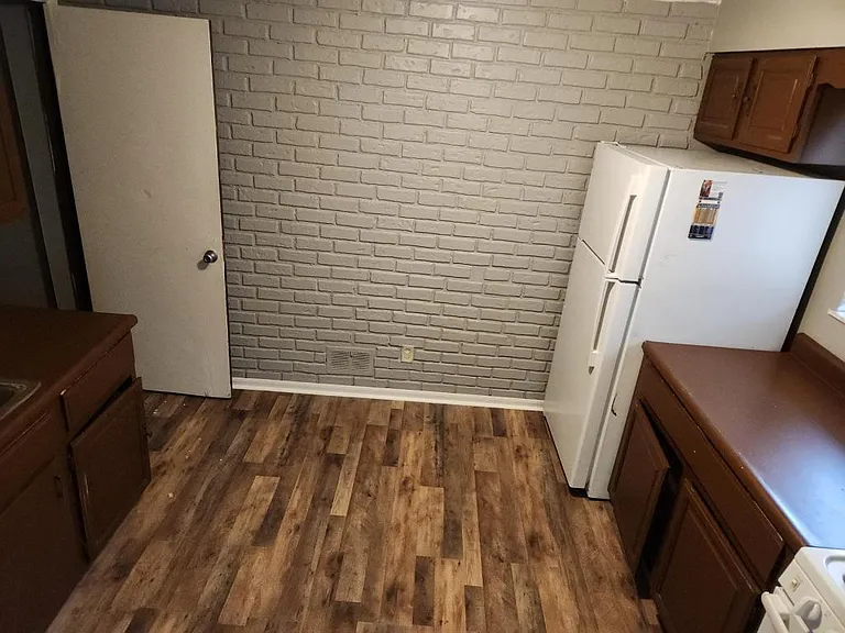 325 Palma St — Photo 17