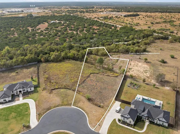 120 Huerta Rd, Florence, TX 76527