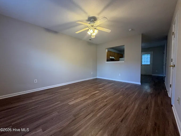60 Rainbow Rd #2 — Photo 2