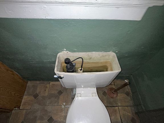 5th image of 5124 Northland Ave #1 & 2