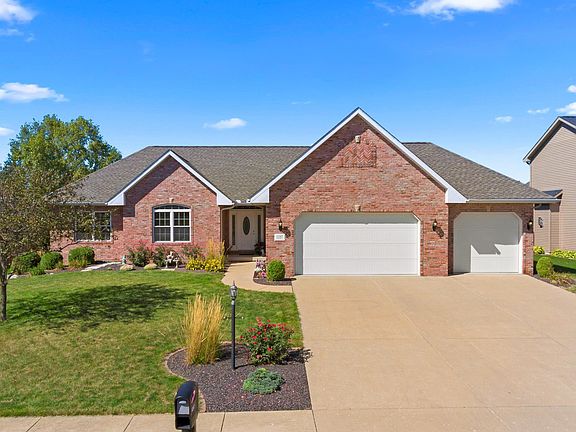 2nd image of 1247 Waterford Dr