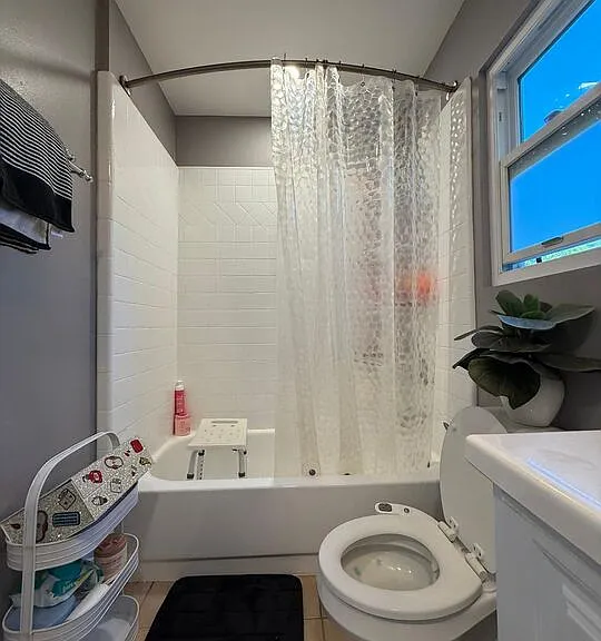 8020 Cora St — Photo 26